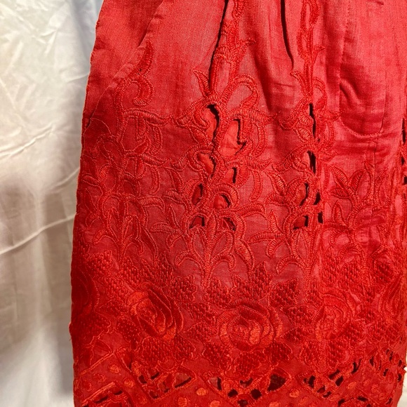 Red skirt - Picture 3 of 7